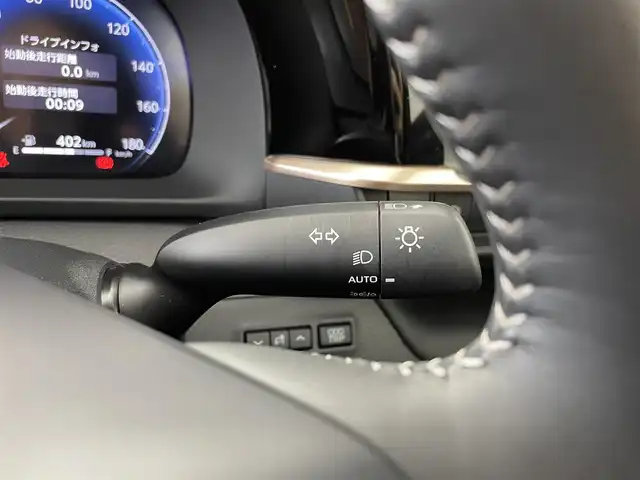 トヨタ クラウン スポーツ Z 大分県 2024(令6)年 0.9万km ブラック 法人ワンオーナー/禁煙車/モデリスタエアロ/TOYOTAセーフティセンス/・プリクラッシュセーフティ/・緊急時操舵支援＋FCTA＋LCA/・LTA＋LDA/・レーダークルーズコントロール/・アダプティブハイビームシステム/・ロードサインアシスト/・ドライバー異常時対応システム/・プロアクティブドライビングアシスト/・発進遅れ告知機能/BSM＋SEA＋後方車両接近告知＋周辺車両接近時サポート/＋後方車両への接近警報＋セカンダリーコリジョンブレーキ/パーキングサポートブレーキ/トヨタチームメイト/パノラミックビューモニター/デジタルインナーミラー/ドライブレコーダー（前後）/ハンズフリーパワーバックドア /ETC2.0/置くだけ充電/アクセサリーコンセント/12.3型HDディスプレイ/・ナビ機能有り、フルセグTV、USB、BT対応/・AppleCarPlay、AndroidAuto/ステアリングスイッチ/純正フロアマット/オートライト/LEDヘッドライト/LEDフォグ/純正21インチアルミホイール