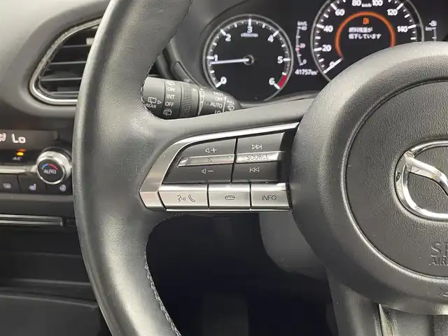マツダ ＣＸ－３０ XD プロアクティブツーリングセレクション 福井県 2020(令2)年 4.2万km スノーフレイクホワイトパールマイカ 純正メーカーＯＰナビ/（ＦＭ／ＡＭ／ＢＴ／ＣＤ／ＤＶＤ／ＴＶ）　/３６０°ビューモニター　/パワーバックドア　/純正１８インチアルミ　/シートヒーター　/ハンドルヒーター　/前後センサー/社外前ドライブレコーダー/ＬＥＤヘッドライト/純正フロアマット/社外ＥＴＣ