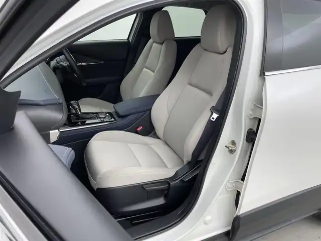 マツダ ＣＸ－３０ XD プロアクティブツーリングセレクション 福井県 2020(令2)年 4.2万km スノーフレイクホワイトパールマイカ 純正メーカーＯＰナビ/（ＦＭ／ＡＭ／ＢＴ／ＣＤ／ＤＶＤ／ＴＶ）　/３６０°ビューモニター　/パワーバックドア　/純正１８インチアルミ　/シートヒーター　/ハンドルヒーター　/前後センサー/社外前ドライブレコーダー/ＬＥＤヘッドライト/純正フロアマット/社外ＥＴＣ