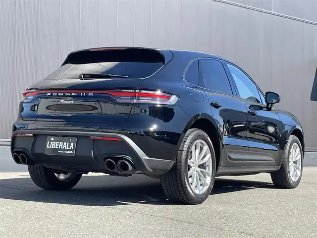 ポルシェ ポルシェ マカン 道東・釧路十勝 2021(令3)年 3.7万km 黒 ４WD/純正ナビ/３６０°ビューカメラ/ETC2.0/社外前後ドライブレコーダー/衝突軽減ブレーキ/レーンディパーチャーアラート/アダプティブクルーズコントロール/クリアランスソナー/ブラインドスポットモニター/ハーフレザーシート/フロントシートヒーティング/電動フロントシート/パワーバックドア/純正19インチAW/純正フロアマット