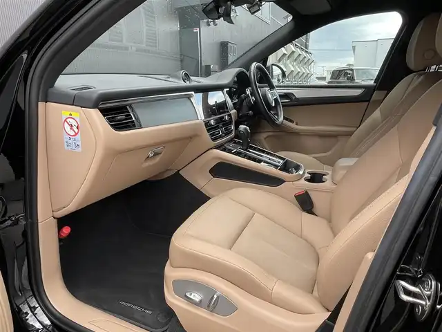 ポルシェ ポルシェ マカン 道東・釧路十勝 2021(令3)年 3.7万km 黒 ４WD/純正ナビ/３６０°ビューカメラ/ETC2.0/社外前後ドライブレコーダー/衝突軽減ブレーキ/レーンディパーチャーアラート/アダプティブクルーズコントロール/クリアランスソナー/ブラインドスポットモニター/ハーフレザーシート/フロントシートヒーティング/電動フロントシート/パワーバックドア/純正19インチAW/純正フロアマット