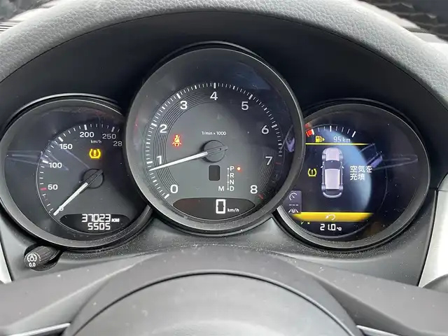 ポルシェ ポルシェ マカン 道東・釧路十勝 2021(令3)年 3.7万km 黒 ４WD/純正ナビ/３６０°ビューカメラ/ETC2.0/社外前後ドライブレコーダー/衝突軽減ブレーキ/レーンディパーチャーアラート/アダプティブクルーズコントロール/クリアランスソナー/ブラインドスポットモニター/ハーフレザーシート/フロントシートヒーティング/電動フロントシート/パワーバックドア/純正19インチAW/純正フロアマット