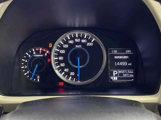 スズキ クロスビー HYBRID MZ 兵庫県 2024(令6)年 0.6万km スーパーブラックパール ・純正8インチナビ/・Bluetooth/CD/DVD/USB/フルセグテレビ/・全方位カメラ/・スズキセーフティサポート/・衝突軽減ブレーキ/・レーンキープアシスト/・レーダクルーズコントロール/・オートハイビーム/・誤発進抑制機能/・コーナーセンサー/・アイドリングストップ/・ステアリングスイッチ/・パドルシフト/・前席シートヒーター/・純正フロアマット/・純正前後ドライブレコーダー/・ビルトインETC/・LEDヘッドライト/・フォグランプ/・純正16インチアルミホイールタイヤ/・シートバックテーブル/・スマートキー/・スペアキー/・保証書/・取扱説明書