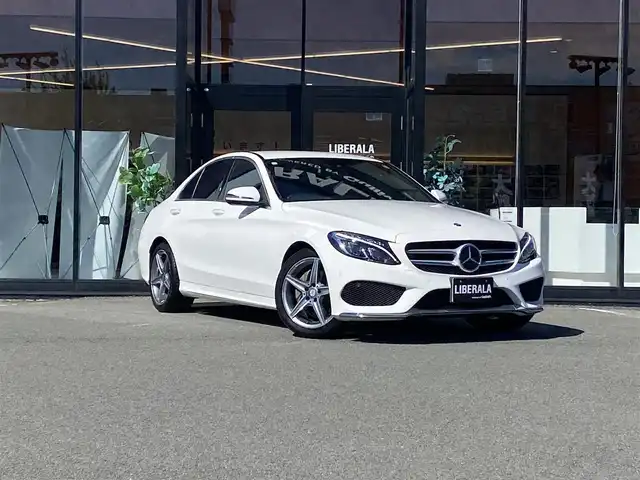 メルセデス・ベンツ Ｃ２００ アバンギャルド AMGライン 福岡県 2016(平28)年 4.3万km ポーラホワイト ・アダプティブクルーズコントロール/・純正ナビ/BT/USB/・バックカメラ/・黒革シート/シートヒーター/・フルセグ/・ETC/・純正18AW/・保証書/・取扱説明書/・HUD/・LEDライト