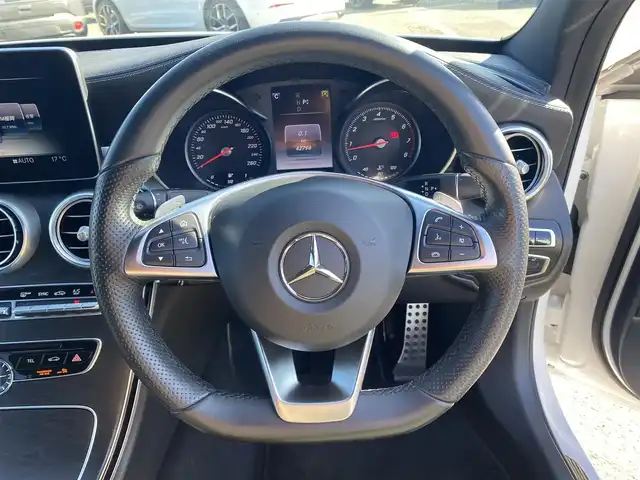 メルセデス・ベンツ Ｃ２００ アバンギャルド AMGライン 福岡県 2016(平28)年 4.3万km ポーラホワイト ・アダプティブクルーズコントロール/・純正ナビ/BT/USB/・バックカメラ/・黒革シート/シートヒーター/・フルセグ/・ETC/・純正18AW/・保証書/・取扱説明書/・HUD/・LEDライト