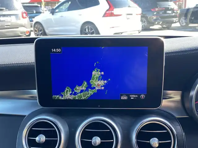メルセデス・ベンツ Ｃ２００ アバンギャルド AMGライン 福岡県 2016(平28)年 4.3万km ポーラホワイト ・アダプティブクルーズコントロール/・純正ナビ/BT/USB/・バックカメラ/・黒革シート/シートヒーター/・フルセグ/・ETC/・純正18AW/・保証書/・取扱説明書/・HUD/・LEDライト