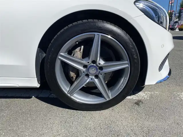 メルセデス・ベンツ Ｃ２００ アバンギャルド AMGライン 福岡県 2016(平28)年 4.3万km ポーラホワイト ・アダプティブクルーズコントロール/・純正ナビ/BT/USB/・バックカメラ/・黒革シート/シートヒーター/・フルセグ/・ETC/・純正18AW/・保証書/・取扱説明書/・HUD/・LEDライト