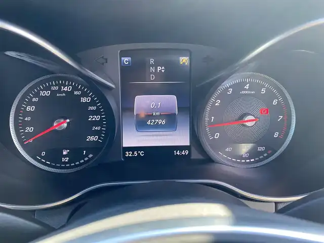 メルセデス・ベンツ Ｃ２００ アバンギャルド AMGライン 福岡県 2016(平28)年 4.3万km ポーラホワイト ・アダプティブクルーズコントロール/・純正ナビ/BT/USB/・バックカメラ/・黒革シート/シートヒーター/・フルセグ/・ETC/・純正18AW/・保証書/・取扱説明書/・HUD/・LEDライト