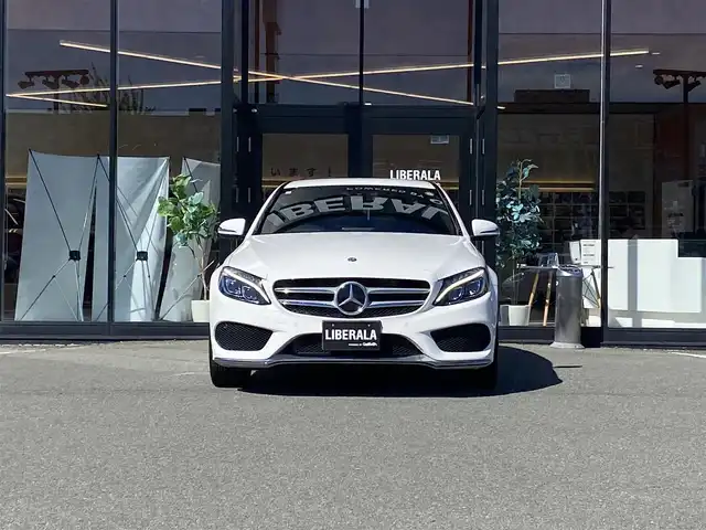 メルセデス・ベンツ Ｃ２００ アバンギャルド AMGライン 福岡県 2016(平28)年 4.3万km ポーラホワイト ・アダプティブクルーズコントロール/・純正ナビ/BT/USB/・バックカメラ/・黒革シート/シートヒーター/・フルセグ/・ETC/・純正18AW/・保証書/・取扱説明書/・HUD/・LEDライト