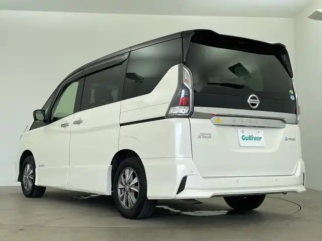 日産 セレナ e－パワー ハイウェイスター V 鹿児島県 2018(平30)年 7.1万km ブリリアントホワイトパール 2トーン 純正ナビ/フルセグテレビ/DVD/CD/BTオーディオ/フリップダウンモニター/両側パワースライドドア/前後ドラレコ/ハンドルヒーター/全席シートヒーター/クルーズコントロール/ビルドインETC/電格ミラー/衝突軽減ブレーキ/純正アルミ/純正下マット/純正バイザー