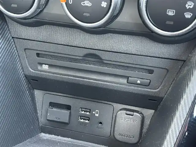 マツダ マツダ２ 15S プロアクティブ Sパッケージ 静岡県 2020(令2)年 5.6万km ソウルレッドクリスタルM マツダコネクト/・7インチWVGAセンターディスプレイ/・コマンダーコントロール/・オーディオセット/ブラインドスポットモニタリング/リアクロスラフィックアラート/車線逸脱警報/前進時アドバンスとスマートシティブレーキサポート/後退時スマートシティブレーキサポート/AT誤発進抑制制御/パーキングセンサー（フロント/リア）/360度ビューモニター/レーダークルーズコントロール/スマートブレーキサポート/レーンキープアシスト/シグネチャーランプ付きアダプティブ/LEDヘッドライト/オートライト/185/65/R15タイヤ/15インチフルホイールキャップ/プライバシーガラス/アクティブドラビングディスプレイ/プッシュスタート/アドバンストキーレスエントリーシステム/無地ブラウン/ブラックツートーンクロスシート/シートヒーター