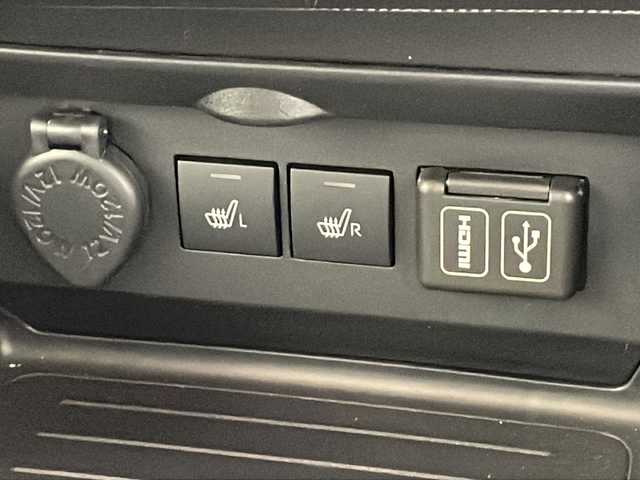 トヨタ ライズ Z 千葉県 2023(令5)年 0.8万km パール 純正エアロパーツ/純正9インチディスプレイオ―ディオ/フルセグTV/Bluetooth/USB/前後ドライブレコーダー/バックカメラ/全方位カメラ/ブラインドスポットモニター/純正ビルトインETC/シートヒーター/追従クルーズコントロール/レーンキープアシスト/LEDヘッドライト