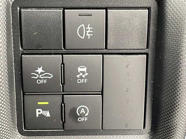 トヨタ ライズ Z 千葉県 2023(令5)年 0.8万km パール 純正エアロパーツ/純正9インチディスプレイオ―ディオ/フルセグTV/Bluetooth/USB/前後ドライブレコーダー/バックカメラ/全方位カメラ/ブラインドスポットモニター/純正ビルトインETC/シートヒーター/追従クルーズコントロール/レーンキープアシスト/LEDヘッドライト