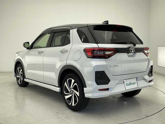 トヨタ ライズ Z 千葉県 2023(令5)年 0.8万km パール 純正エアロパーツ/純正9インチディスプレイオ―ディオ/フルセグTV/Bluetooth/USB/前後ドライブレコーダー/バックカメラ/全方位カメラ/ブラインドスポットモニター/純正ビルトインETC/シートヒーター/追従クルーズコントロール/レーンキープアシスト/LEDヘッドライト