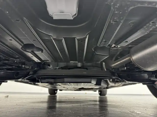 ホンダ フリード ハイブリット e:HEV AIR EX 三重県 2025(令7)年 0.2万km フィヨルドミストパール ハイブリッド/FF/インパネCVT/純正 9インチ Honda Connectナビ/（FM/AM/TV/CarPlay/Android/iPod/USB/Bluetooth）/リヤワイドカメラ/両側パワースライドドア/ETC/Honda SENSING/・衝突軽減ブレーキ（CMBS）/・先行車発進お知らせ機能/・路外逸脱抑制機能/・標識認識機能/・渋滞追従機能付アダプティブクルーズコントロール（ACC）/・車線維持支援システム（LKAS）/・トラフィックジャムアシスト（渋滞運転支援機能）/・ブラインドスポットインフォメーション/・踏み間違い衝突軽減システム/・急アクセル抑制機能/・パーキングセンサーシステム/・後退出庫サポート/・アダプティブドライビングビーム/・VSA/など/装備/・ハーフレザーシート/・シートヒーター（D/N）/・オートエアコン/・リヤクーラー/・オートライト、LEDヘッドライト/・ステアリングスイッチ/・電子パーキングブレーキ＆ブレーキホールド/・プッシュスタート/・純正15inAW/・保/・スマートキーx1/など