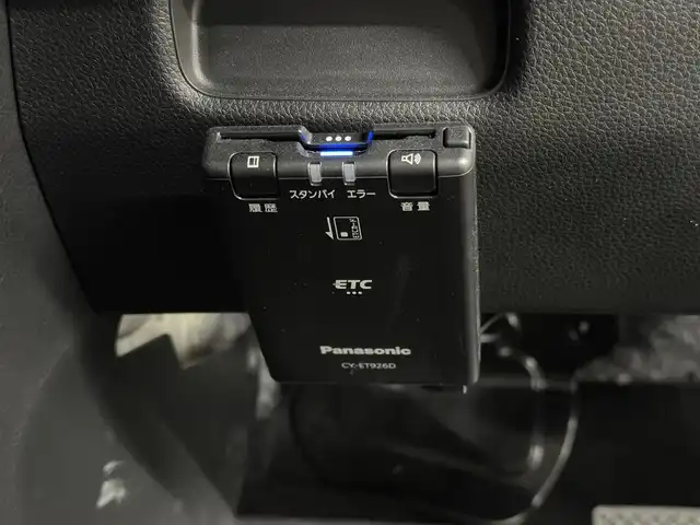 ホンダ フリード ハイブリット e:HEV AIR EX 三重県 2025(令7)年 0.2万km フィヨルドミストパール ハイブリッド/FF/インパネCVT/純正 9インチ Honda Connectナビ/（FM/AM/TV/CarPlay/Android/iPod/USB/Bluetooth）/リヤワイドカメラ/両側パワースライドドア/ETC/Honda SENSING/・衝突軽減ブレーキ（CMBS）/・先行車発進お知らせ機能/・路外逸脱抑制機能/・標識認識機能/・渋滞追従機能付アダプティブクルーズコントロール（ACC）/・車線維持支援システム（LKAS）/・トラフィックジャムアシスト（渋滞運転支援機能）/・ブラインドスポットインフォメーション/・踏み間違い衝突軽減システム/・急アクセル抑制機能/・パーキングセンサーシステム/・後退出庫サポート/・アダプティブドライビングビーム/・VSA/など/装備/・ハーフレザーシート/・シートヒーター（D/N）/・オートエアコン/・リヤクーラー/・オートライト、LEDヘッドライト/・ステアリングスイッチ/・電子パーキングブレーキ＆ブレーキホールド/・プッシュスタート/・純正15inAW/・保/・スマートキーx1/など