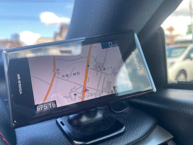 レクサス ＲＣ 350 Fスポーツ 静岡県 2015(平27)年 3.8万km ホワイトノーヴァガラスフレーク ●純正ナビ/（フルセグ/CD/DVD/Bluetooth）/●バックカメラ/●赤革シート/●運転席＆助手席シートヒーター/●運転席助手席パワーシート/●運転席シートメモリー/●レーダークルーズコントロール/●プリクラッシュセーフティー/●レーントレーシングアシスト/●ブラインドスポットモニター/●LEDヘッドライト/●オートライト/●オートマチックハイビーム/●フォグランプ/●革巻きステアリング/●ステアリングスイッチ/●パドルシフト/●チルト＆テレスコピックステアリング/●ステアリングヒーター/●電動格納ウインカーミラー/●ETC/●純正フロアマット/●自動防眩ミラー/●前方ドライブレコーダー/●レーダー探知機（AR-G100A）/●ISOFIX/●プッシュスタート/●スマートキー/●純正19インチアルミホイール/●ダブル+サイド+カーテンSRS+ABS