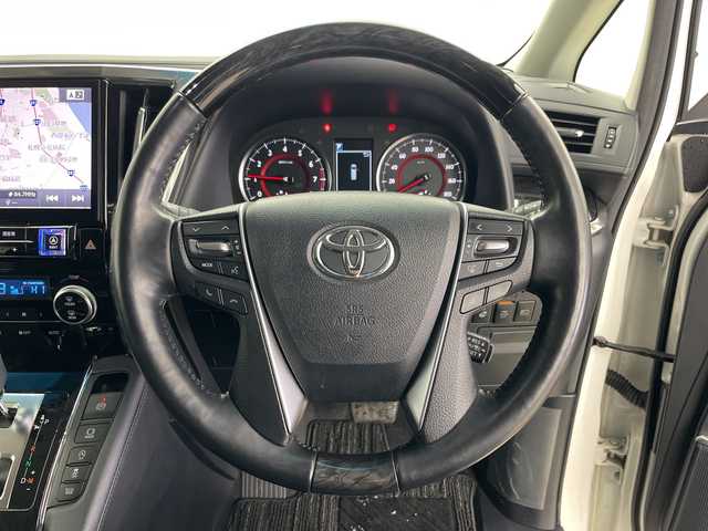 トヨタ ヴェルファイア Z Gエディション 道央・札幌 2018(平30)年 4.4万km ホワイトパールクリスタルシャイン ・４ＷＤ/・ワンオーナー/・アルパインＢＩＧＸナビ・ＴＶ＆ＣＤ＆ＤＶＤ＆ＢＴ/・アルパイン後席フリップダウンモニター/・バックカメラ/・トヨタセーフティセンス/・レーンキープアシスト/・フロントモデリスタエアロ/・パワーバックドア/・両側パワースライドドア/・クルーズコントロール/・レザーシート/・１・２列目パワーシート＆シートヒーター/・前席シートベンチレーション/・ステアリングヒーター/・デジタルインナーミラー/・３眼ＬＥＤヘッドライト/・オートライト/・オートマチックハイビーム/・ＡＣ１００Ｖ/・社外前後ドライブレコーダー/・保証書有り/・スぺリモコンキー有り