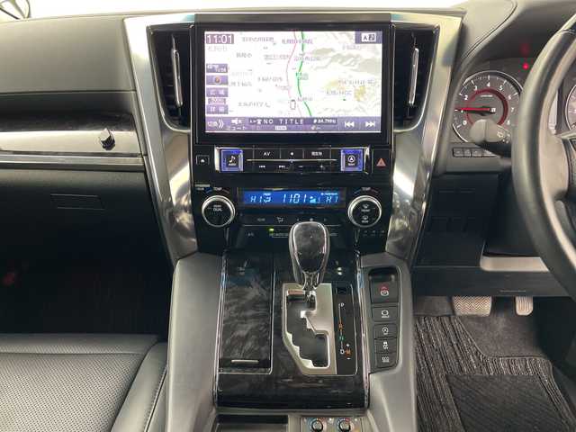 トヨタ ヴェルファイア Z Gエディション 道央・札幌 2018(平30)年 4.4万km ホワイトパールクリスタルシャイン ・４ＷＤ/・ワンオーナー/・アルパインＢＩＧＸナビ・ＴＶ＆ＣＤ＆ＤＶＤ＆ＢＴ/・アルパイン後席フリップダウンモニター/・バックカメラ/・トヨタセーフティセンス/・レーンキープアシスト/・フロントモデリスタエアロ/・パワーバックドア/・両側パワースライドドア/・クルーズコントロール/・レザーシート/・１・２列目パワーシート＆シートヒーター/・前席シートベンチレーション/・ステアリングヒーター/・デジタルインナーミラー/・３眼ＬＥＤヘッドライト/・オートライト/・オートマチックハイビーム/・ＡＣ１００Ｖ/・社外前後ドライブレコーダー/・保証書有り/・スぺリモコンキー有り