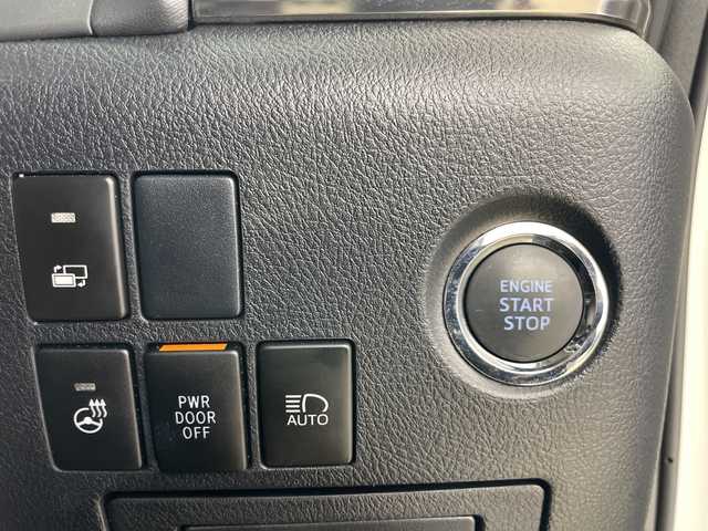 トヨタ ヴェルファイア Z Gエディション 道央・札幌 2018(平30)年 4.4万km ホワイトパールクリスタルシャイン ・４ＷＤ/・ワンオーナー/・アルパインＢＩＧＸナビ・ＴＶ＆ＣＤ＆ＤＶＤ＆ＢＴ/・アルパイン後席フリップダウンモニター/・バックカメラ/・トヨタセーフティセンス/・レーンキープアシスト/・フロントモデリスタエアロ/・パワーバックドア/・両側パワースライドドア/・クルーズコントロール/・レザーシート/・１・２列目パワーシート＆シートヒーター/・前席シートベンチレーション/・ステアリングヒーター/・デジタルインナーミラー/・３眼ＬＥＤヘッドライト/・オートライト/・オートマチックハイビーム/・ＡＣ１００Ｖ/・社外前後ドライブレコーダー/・保証書有り/・スぺリモコンキー有り