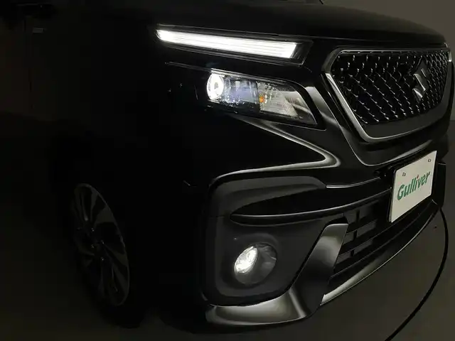 スズキ ソリオ バンディット HV MV 群馬県 2023(令5)年 0.1万km未満 スーパーブラックパール 純正9インチディスプレイオーディオ＋ナビ機能付/(AM/FM/Bluetooth/フルセグTV/CD/DVD//AppleCarPlay/AndroidAuto)/全方位モニター/＝＝＝＝＝＝/アダプティブクルーズコントロール/ヘッドアップディスプレイ/スズキセーフティサポート/ ・デュアルカメラブレーキサポート/ ・後退時ブレーキサポート/ ・車線逸脱抑制制御機能/ ・車線逸脱警報機能/ ・パーキングソナー/ ・横滑り防止装置/ ・ハイビームアシスト/両側パワースライドドア/前席シートヒーター/LEDヘッドライト/プッシュスタート/スマートキー/スペアキー有
