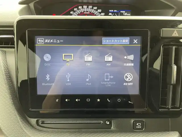 スズキ ソリオ バンディット HV MV 群馬県 2023(令5)年 0.1万km未満 スーパーブラックパール 純正9インチディスプレイオーディオ＋ナビ機能付/(AM/FM/Bluetooth/フルセグTV/CD/DVD//AppleCarPlay/AndroidAuto)/全方位モニター/＝＝＝＝＝＝/アダプティブクルーズコントロール/ヘッドアップディスプレイ/スズキセーフティサポート/ ・デュアルカメラブレーキサポート/ ・後退時ブレーキサポート/ ・車線逸脱抑制制御機能/ ・車線逸脱警報機能/ ・パーキングソナー/ ・横滑り防止装置/ ・ハイビームアシスト/両側パワースライドドア/前席シートヒーター/LEDヘッドライト/プッシュスタート/スマートキー/スペアキー有