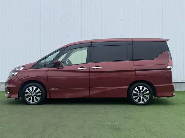 日産 セレナ