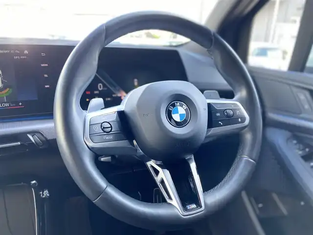 ＢＭＷ ＢＭＷ ２１８ｄ アクティブツアラー Mスポーツ 栃木県 2022(令4)年 1.6万km 白 禁煙　/ACC　/レーンキープ　/バックカメラ　/パドルシフト　/純正ナビ　/AppleCarPlay　/パワーシート　/シートH　/ステアリングH　/ハーフレザー　/電動リアゲート　/ETC　/LED　/純正18インチAW