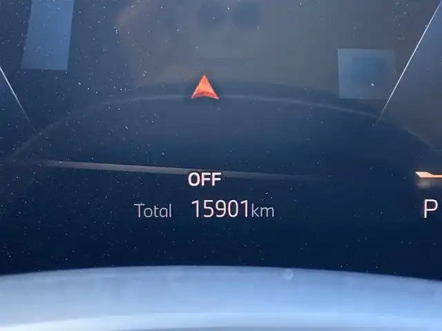 ＢＭＷ ＢＭＷ ２１８ｄ アクティブツアラー Mスポーツ 栃木県 2022(令4)年 1.6万km 白 禁煙　/ACC　/レーンキープ　/バックカメラ　/パドルシフト　/純正ナビ　/AppleCarPlay　/パワーシート　/シートH　/ステアリングH　/ハーフレザー　/電動リアゲート　/ETC　/LED　/純正18インチAW
