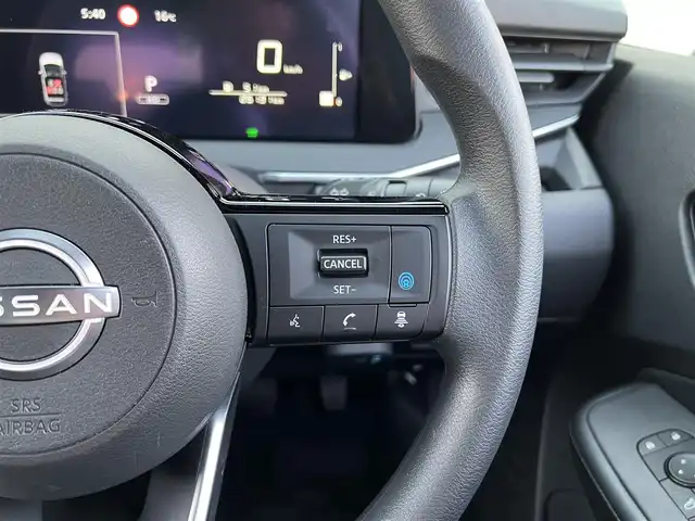 日産 ノート X 栃木県 2021(令3)年 2.7万km ガーネットレッド 〇禁煙車/〇純正ナビ/〇フルセグTV/〇バックカメラ/〇アラウンドビューモニター/〇ビルトインETC2.0/〇純正ドライブレコーダー/〇全方位運転支援システム/〇インテリジェントエマージェンシーブレーキ/〇インテリジェントルームミラー/〇プロパイロット/〇SOSコール/〇ワイヤレス充電器/〇アダブティブLEDヘッドランプ/〇フォグランプ/〇オートライト/〇オートエアコン/〇インテリジェントキー