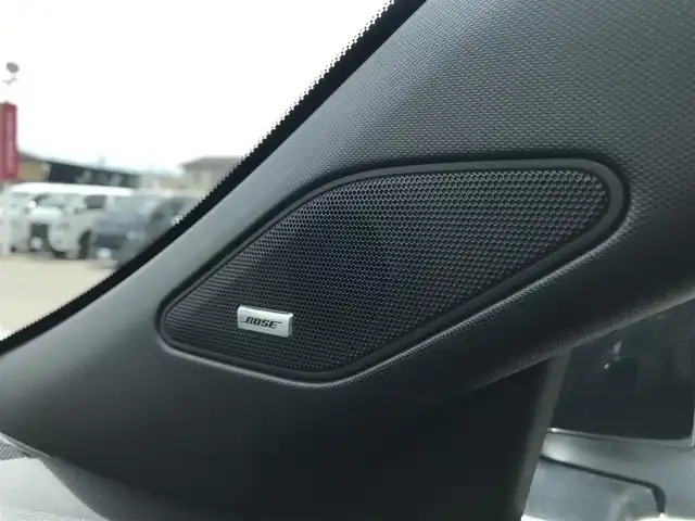 三菱 アウトランダー ＰＨＥＶ P 富山県 2022(令4)年 3.2万km ホワイトダイヤモンド 4WD/サンルーフ/BOSEサウンド/純正ナビ/フルセグTV/Bluetooth/全周囲カメラ/前後ドライブレコーダー/衝突被害軽減ブレーキ/コーナーセンサー/レーンキープアシスト/ブラインドスポットモニター/レーダークルーズコントロール/レザーシート/メモリー付パワーシート/電動リアゲート/シートヒーター/ハンドルヒーター/ETC2.0/社外AWスタッドレスタイヤ車載