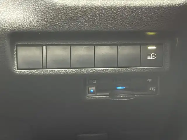トヨタ ＲＡＶ４ アドベンチャー オフロードPKG 宮城県 2021(令3)年 3.2万km アティチュードブラックマイカ ４ＷＤ/ワンオーナー/純正９インチディスプレイオーディオ(AM/FM/BT/Miracast)/バックカメラ/前後コーナーセンサー/ルーフレール/トヨタセーフティセンス/　・レーダークルーズコントロール/　・ブラインドスポットモニター/　・レーントレーシングアシスト/　・プリクラッシュセーフティ/　・ダウンヒルアシストコントロール/　・オートハイビーム/オートライト/LEDライト/ＥＴＣ/前席パワーシート/レザーシート/純正アルミホイール/純正フロアマット/プッシュスタート/スペアキー