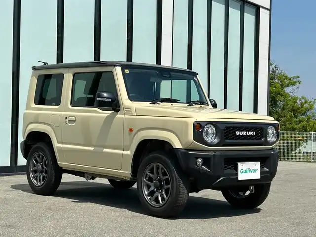 スズキ ジムニー XC 大阪府 2020(令2)年 4万km シフォンアイボリーメタリックブラック2トーンルーフ 純正８インチナビ/   フルセグTV/CD/DVD/Bluetooth/衝突軽減/前席シートヒーター/クルーズコントロール/ステアリングスイッチ/純正フロアマット/革調シートカバー/プッシュスタート/スマートキー/ＥＴＣ/ＬＥＤライト