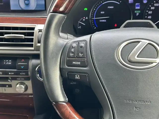 レクサス ＬＳ 600h バージョンC Iパック 滋賀県 2015(平27)年 6.4万km ブラック ガソリン（ハイブリッド）/4WD(F4)/CVT/ムーンルーフ/12.1インチ純正ナビ/(FM/AM/CD/DVD/フルセグ/Bluetooth)/ETC/ドライブレコーダー/バックカメラ/プリクラッシュブレーキアシスト	/レーダークルーズコントロール/レーンキープアシスト	/ブラインドスポットモニター/クリアランスソナー/電動サンシェード/運転席・助手席シートヒーター/運転席・助手席シートベンチレーション/シートメモリー/電動パーキング/電動格納ミラー/革巻きステアリング/ステアリングスイッチ/ステアリングヒーター/オートライト/LEDヘッドライト/フロントフォグ/自動防眩ルームミラー	/フルオートエアコン/プッシュスタート/スマートキー/純正フロアマット