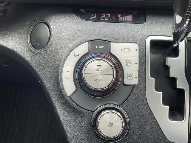 トヨタ シエンタ ハイブリッド G 島根県 2021(令3)年 5.2万km ホワイトパールクリスタルシャイン トヨタセーフティセンス/純正ナビ/CD/ワンセグTV/Bluetooth/バックカメラ/両側パワースライドドア /クルーズコントロール/LEDライト/オートマチックハイビーム /LDA/プリクラッシュセーフティ/ビルトインETC2.0/ドライブレコーダー/スマートキー/プッシュスタート /フロアマット/電動格納ミラー