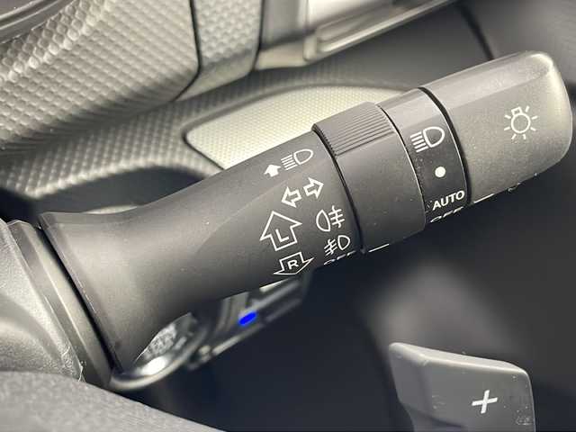 スバル フォレスター ハイブリッド アドバンス 栃木県 2020(令2)年 3.7万km クリスタルブラックシリカ 純正SDナビ/（CD/DVD/AM・FM/フルセグ/SD)/アイサイト/レーダークルーズコントロール/フロントビューモニター/サイドビューモニター/ドライバーモニタリングシステム/リヤビークルディテクション/スマートリヤビューミラー/後退時自動ブレーキ/プリクラッシュブレーキ/車線逸脱警報/横滑り防止/ステアリングヒーター/全席シートヒーター/パドルシフト/マルチインフォメーションディスプレイ/ETC/プッシュスタート/スマートキー