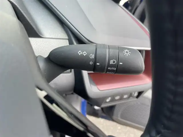 トヨタ プリウス Z 富山県 2023(令5)年 1.2万km ダークブルー ワンオーナー/セーフティセンス/パノラミックビューモニター/レーダークルーズコントロール/レーンキープアシスト/プリクラッシュ/12.3型メーカーナビ/フルセグＴＶ/Bluetooth/Miracast/前席シートヒーター/前席パワーシート/前席ベンチレーター/ステアリングヒーター/パワーテールゲート/LEDオートライト/LEDフォグライト/コーナーセンサー
