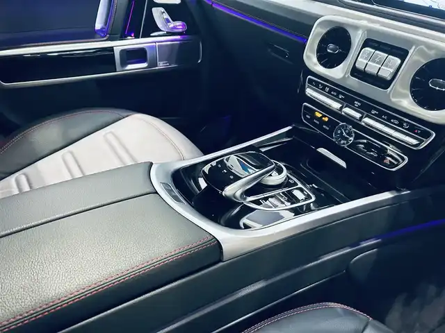 メルセデス・ベンツ ゲレンデヴァーゲン Ｇ３５０ｄ AMGライン 大阪府 2020(令2)年 2.6万km オブシディアンブラック ラグジュアリーP/レーダーセーフティP/アダプティブダンピングシステム/サンルーフ/ブルメスター/黒革/メモリ付きパワーシート/シートヒーター/純正ナビ/TV/360度カメラ/applecarplay/ACC/ブラインドスポット/純正20インチAW/LEDヘッドライト/アンビエントライト/ETC/ドラレコ/レーダー探知機