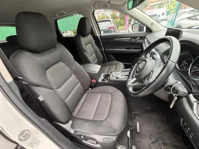 マツダ ＣＸ－５ XD スマートエディション 千葉県 2020(令2)年 5.9万km スノーフレイクホワイトパールマイカ 純正ナビ（Bluetooth/AM/FM/CD/DVD/AUX）/フルセグTV/バックカメラ/３６０度ビューモニター/ETC/レーダークルーズコントロール/レーンキープアシスト/交通標識認識システム/フロントパーキングセンサー/ドライビングポジションサポート/前席シートヒーター/ステアリングヒーター/純正フロアマット/LEDヘッドラント/純正ホイール/スペアキー/保証書/取り扱い説明書