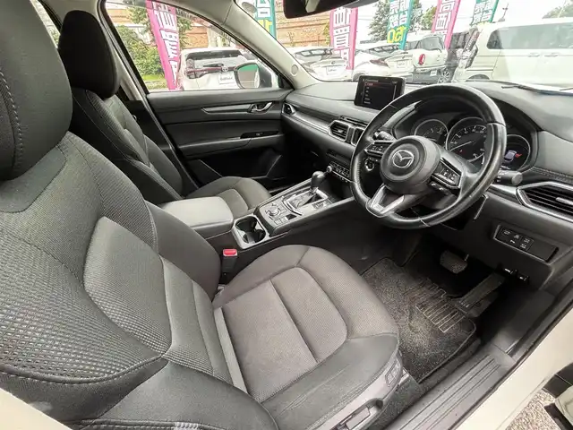マツダ ＣＸ－５ XD スマートエディション 千葉県 2020(令2)年 5.9万km スノーフレイクホワイトパールマイカ 純正ナビ（Bluetooth/AM/FM/CD/DVD/AUX）/フルセグTV/バックカメラ/３６０度ビューモニター/ETC/レーダークルーズコントロール/レーンキープアシスト/交通標識認識システム/フロントパーキングセンサー/ドライビングポジションサポート/前席シートヒーター/ステアリングヒーター/純正フロアマット/LEDヘッドラント/純正ホイール/スペアキー/保証書/取り扱い説明書