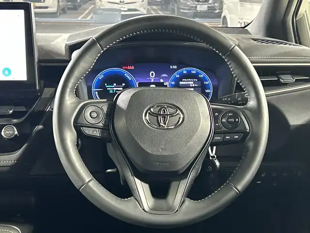 トヨタ カローラツーリング ハイブリッド ダブルバイビー 福岡県 2023(令5)年 4.2万km プラチナホワイトパールマイカ 禁煙車/純正10.5インチナビ/・AM/FM/BT/フルセグTV/・バックモニター/トヨタセーフティセンス/ハーフレザーシート/・シートヒーター(D/N)/革巻きステアリング/・ステアリングリモコン/・ステアリングヒーター/ETC2.0/ブレーキホールド/LEDヘッドライト/・オートライト/・フォグランプ/・ヘッドライトレベライザー/純正17インチアルミホイール