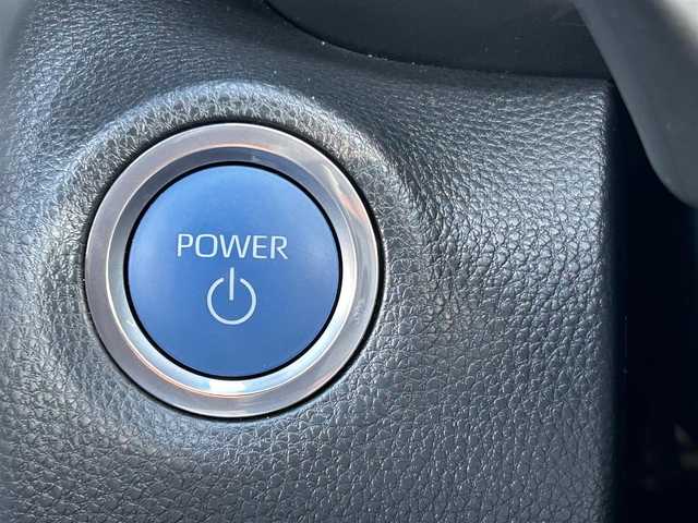 トヨタ ヤリスクロス ハイブリッド Z 静岡県 2022(令4)年 5.4万km ブラックマイカ/プラチナホワイトパールマイカ エンジンスタートボタン/パワーステアリング/パワーウィンドウ/パーキングアシスト/寒冷地仕様/100V充電/クルーズコントロール/オートエアコン/USB入力端子/ETC2.0/全方位カメラ/純正ナビ/フロアマット/モデリスタエアロ（フロント/サイド/リア）/D席パワーシート/D席N席シートヒーター/ABS/コーナーセンサー前後/レーンキープアシスト/オートライト/オートマチックハイビーム/LEDヘッドライト/W+サイドエアバック/衝突軽減システム/ステアリングヒーター