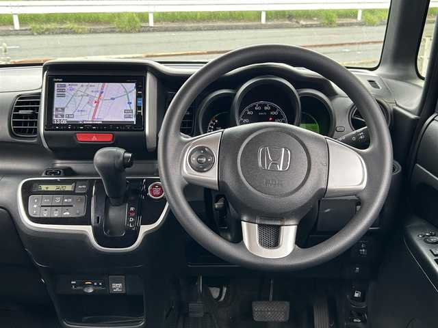 ホンダ Ｎ ＢＯＸ G Lパッケージ 愛知県 2016(平28)年 5.5万km カトラリーシルバーM 純正メモリナビ/フルセグテレビ/バックカメラ/Bluetooth/ウィンカーミラー/ドアバイザー/プッシュスタート/片側パワースライドドア/ビルトインETC