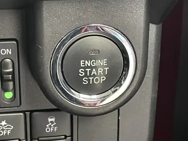 トヨタ タンク カスタムG－T 埼玉県 2017(平29)年 6.9万km ブラックマイカ/マゼンダベリーメタリック スマートアシスト２　純正９インチナビ　バックカメラ　ビルトインＥＴＣ　前後ドライブレコーダー　クルーズコントロール　シートヒーター　スマートキー　純正アルミホイール　オートライト　ＬＥＤライト　地デジ