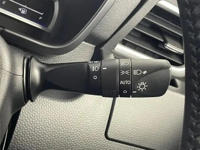 トヨタ タンク カスタムG－T 埼玉県 2017(平29)年 6.9万km ブラックマイカ/マゼンダベリーメタリック スマートアシスト２　純正９インチナビ　バックカメラ　ビルトインＥＴＣ　前後ドライブレコーダー　クルーズコントロール　シートヒーター　スマートキー　純正アルミホイール　オートライト　ＬＥＤライト　地デジ