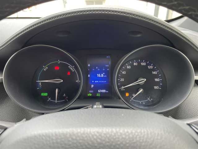 トヨタ Ｃ－ＨＲ S 佐賀県 2017(平29)年 6.8万km ホワイトパールクリスタルシャイン トヨタセーフティセンス/・プリクラッシュセーフティ/・レーダークルーズコントロール/・レーンディパーチャーアラート/・オートマチックハイビーム/純正9インチSDナビ/・バックカメラ/・フルセグTV/BT/CD/DVD/純正17インチAW/フォグランプ/オートライト/ETC2.０/プッシュスタート/トノカバー/電動格納ミラー/ドアバイザー/ヘッドライトレベライザー/エアバックW/サイド/カーテン