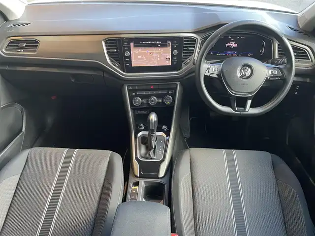 フォルクスワーゲン Ｔ－ロック TDI スタイル デザインPKG 高知県 2020(令2)年 2.8万km 白 ACC（アダプティブクルーズコントロール）/Front Assisy(プリクラッシュブレーキシステム）/Lane Assist(レーンキープアシスト）/ブラインドスポットディテクション/疲労検知システム/プロアクティブ・オキュパント・プロテクション/純正ナビ/　【AM/FM/フルセグTV/androidauto/AppleCarPlay】/前後ドライブレコーダー/電動リアゲート