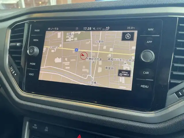 フォルクスワーゲン Ｔ－ロック TDI スタイル デザインPKG 高知県 2020(令2)年 2.8万km 白 ACC（アダプティブクルーズコントロール）/Front Assisy(プリクラッシュブレーキシステム）/Lane Assist(レーンキープアシスト）/ブラインドスポットディテクション/疲労検知システム/プロアクティブ・オキュパント・プロテクション/純正ナビ/　【AM/FM/フルセグTV/androidauto/AppleCarPlay】/前後ドライブレコーダー/電動リアゲート