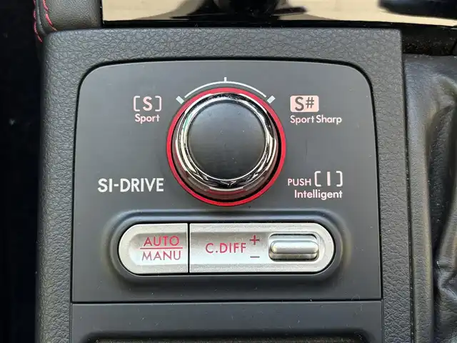 スバル ＷＲＸ ＳＴＩ STI タイプS 愛知県 2018(平30)年 5.9万km クリスタルホワイトP 4WD/ワンオーナー/純正8インチナビ/Bluetooth/CD/DVD/SD/サイド フロント バックカメラ/ETC/ステアリングスイッチ/ドライブレコーダー/BMS/STIリップスポイラー/STIキャリパー/ウインカーミラー/RECAROシート/パワーシートD＋N席/シートヒーター/純正フロアマット/純正アルミホイール/純正エアロ/スペアキー