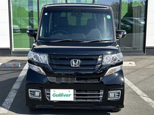 ホンダ Ｎ ＢＯＸ カスタム ターボ SSブラックSパッケージ 道東・釧路十勝 2017(平29)年 7.5万km クリスタルブラックパール ・４WD/・純正ギャザーズナビ/（CD・DVD・ラジオ・フルセグ・BT・SD）/・バックカメラ/・両側パワースライドドア/・クルーズコントロール/・ハーフレザーシート/・前席シートヒーター/・衝突被害軽減ブレーキ/・革巻きステアリング/・横滑り防止装置/・電動格納ミラー/・ドアバイザー/・ビルトインETC/・パドルシフト/・ヒーテッドドアミラー/・ステアリングスイッチ/・オートライト